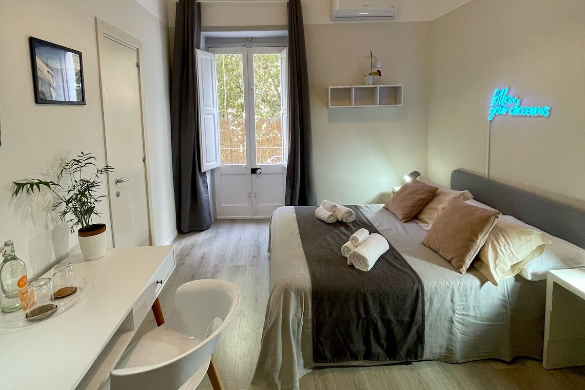 1 habitación, espacio para trabajar con laptop y wifi gratis