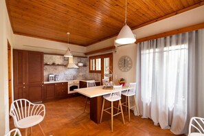 4 bedrooms - Rosa's House Lefkada AV Properties (Lefkada)