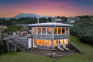 Exterior - Sanctuary by the Sea by AvantStay | Waterfront + Views (Arch Cape)