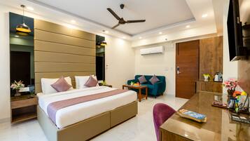 1 bedroom, premium bedding, memory foam beds, minibar