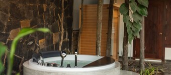 2Bedroom Namkhan Riverview Pool Villa