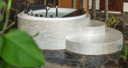 2Bedroom Namkhan Riverview Pool Villa