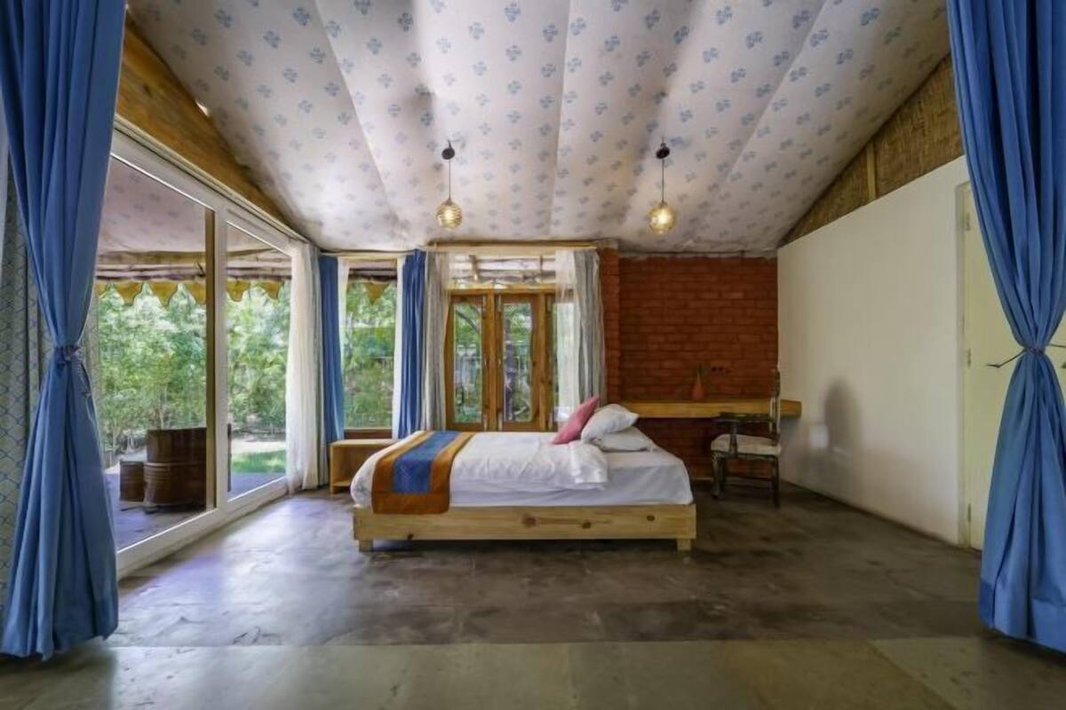1 chambre, coffres-forts dans les chambres, bureau, rideaux occultants