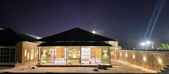 Mangalam Inn By AAA Grand 旅馆