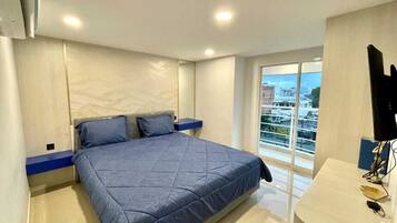 Escritorio y wifi gratis