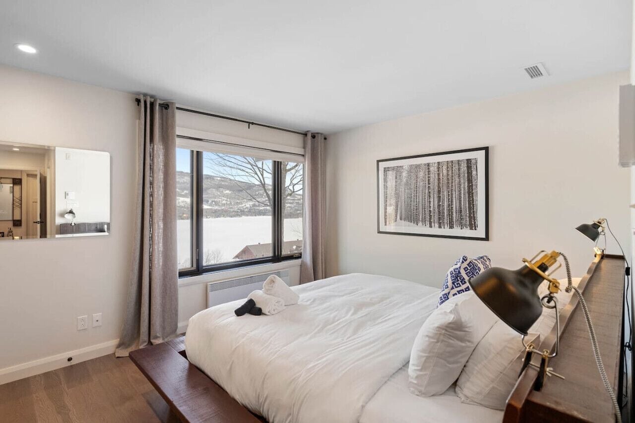 2 多间卧室、熨斗/熨衣板、免费 WiFi、床单