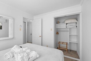2 Schlafzimmer, Bügeleisen/Bügelbrett, kostenloses WLAN, Bettwäsche