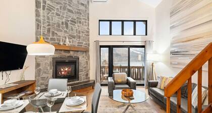 Country / Chic Condo with Views of Mont-Tremblant