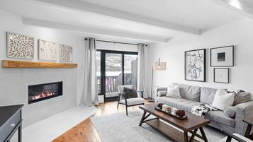 TV connectée, cheminée