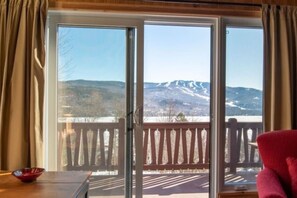 Interior - Relaxed Chalet with Views of Mont-Tremblant (Mont-Tremblant)