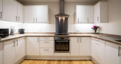 Your Perfect 2BR Apt in the City