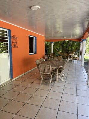 Outdoor dining