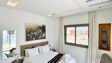 4 soverom, lydisolert, strykejern/-brett og wi-fi