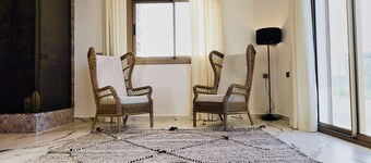 Rooftop Sea View Villa Near Beach