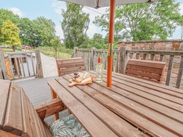 Cottage | Outdoor dining