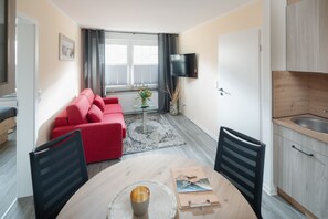 TV, ping pong, stereo - Willkommen in Unserer Komfortablen Ferienwohnung im Herzen von Norderney! Diese (Norderney)