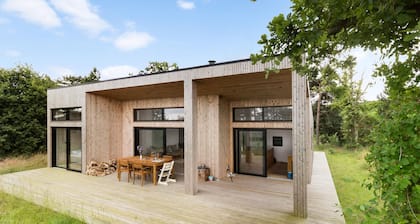 3 bedroom pet friendly home in Glesborg