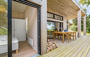 Outdoor dining - 3 bedroom pet friendly home in Glesborg (Glesborg)