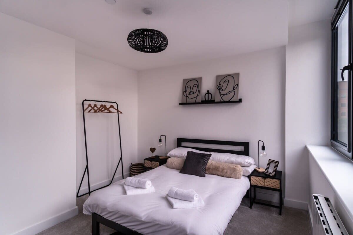 1 室のベッドルーム、デスク、アイロン / アイロン台、WiFi