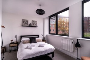 1 غرفة نوم ومكتب ومكواة/لوح كي وواي فاي