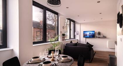 Stylish 1 BR in Alexandra Rise Manchester