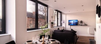 Stylish 1 BR in Alexandra Rise Manchester
