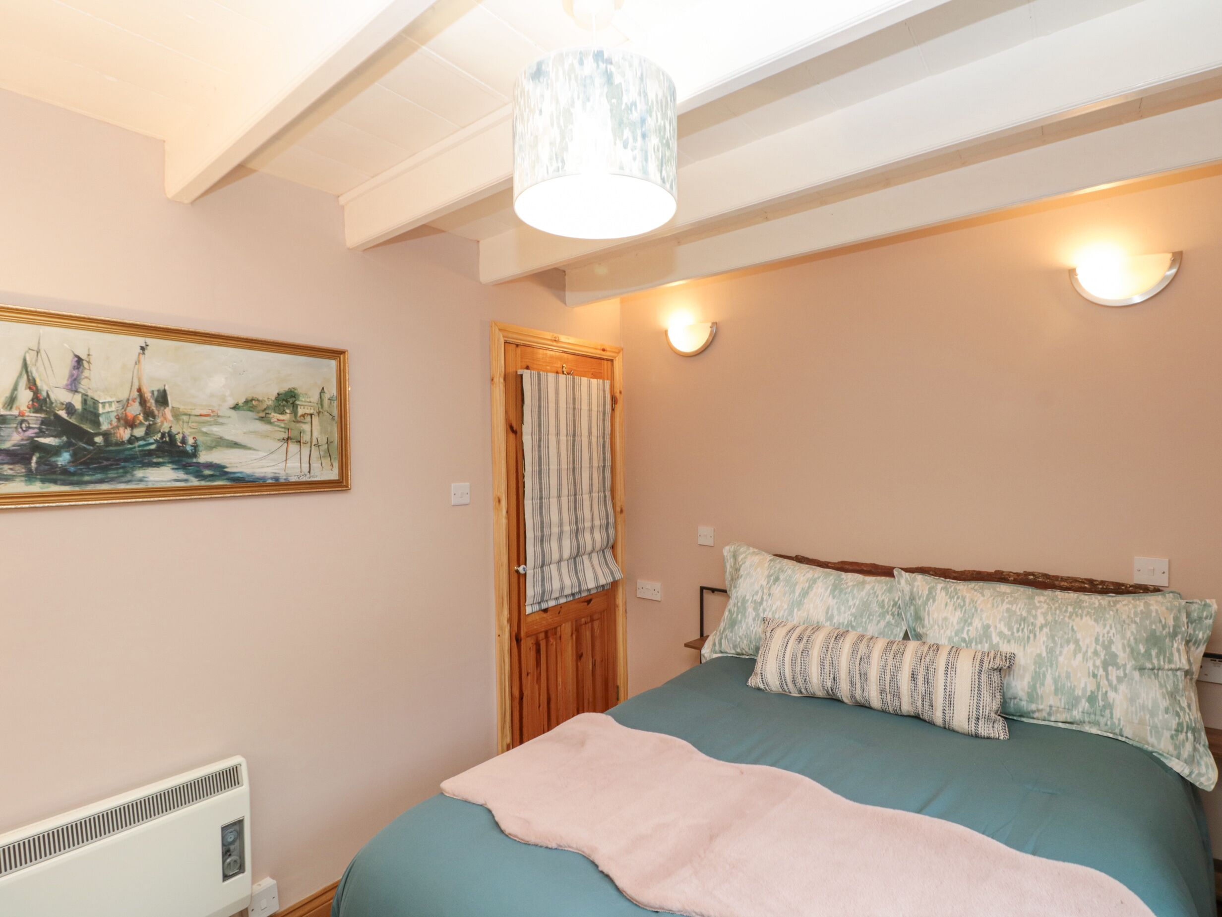 Cottage | 2 bedrooms, individually decorated, individually furnished, free WiFi