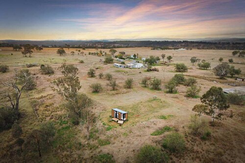 Toowoomba Valley Views by Tiny Away