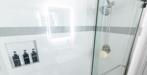 Shower, hair dryer, towels - Paradise Found! Stop Looking! (Galveston)