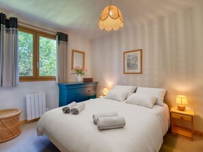 2 bedrooms