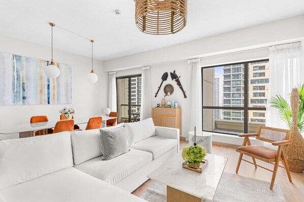 Apartment, Smoking | 2 bedrooms - 2BR Escape With Panoramic Marina Views in JBR (Dubai)