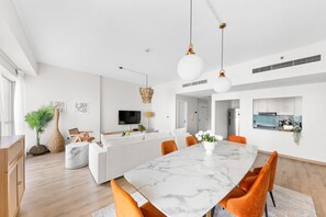 Apartment, Smoking | 2 bedrooms - 2BR Escape With Panoramic Marina Views in JBR (Dubai)