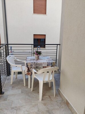 Apartment, 2 Schlafzimmer, Balkon, Stadtblick | Balkon