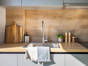 Fridge, microwave, stovetop, toaster