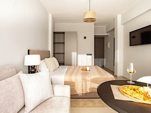 Acceso a internet y ropa de cama