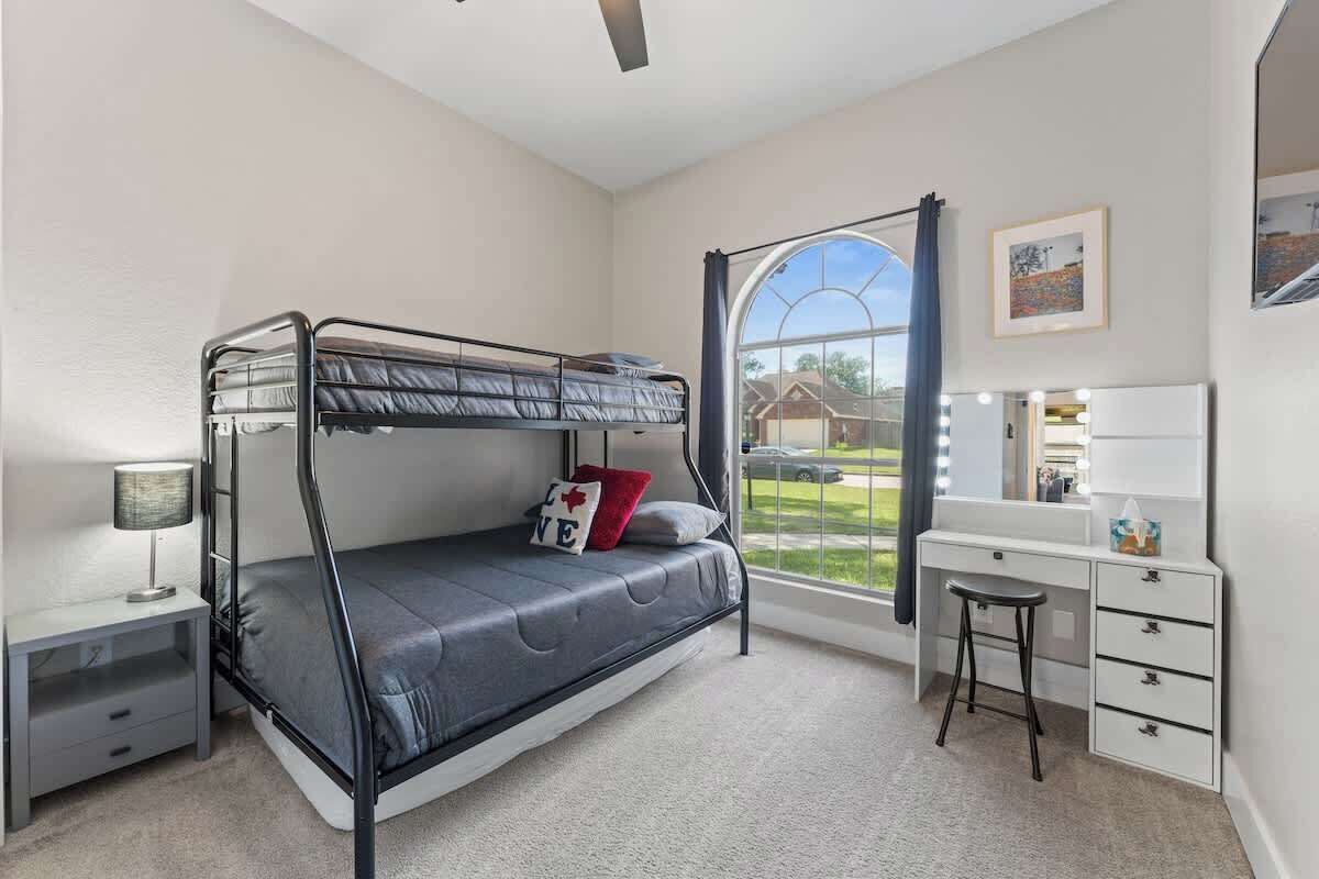 4 bedrooms, iron/ironing board, travel crib, WiFi