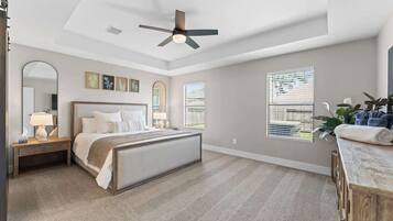 4 bedrooms, iron/ironing board