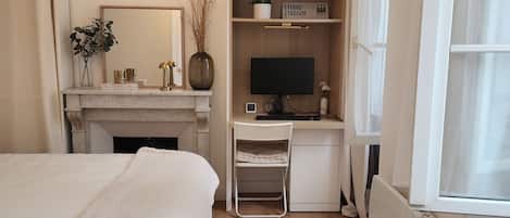 1 bedroom, iron/ironing board, free WiFi, bed sheets