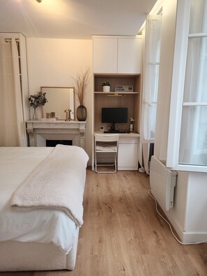 1 bedroom, iron/ironing board, free WiFi, bed sheets