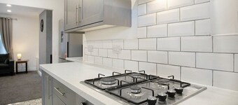 Dean St Retreat: Cosy Urban Escape, Sleeps 5!