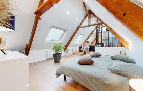 Strykejern/-brett, reiseseng for barn, wi-fi (inkludert) og sengetøy