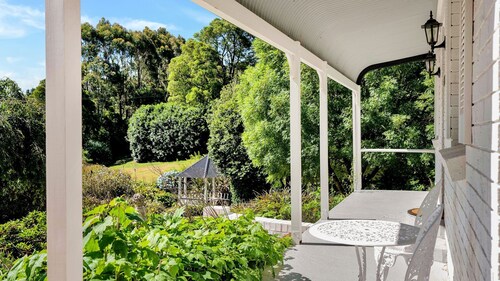 Cherry Tree Cottage, Burrawang, Southern Highlands
