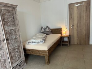1 chambre, fer et planche à repasser, Wi-Fi, literie fournie