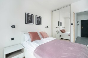 1 chambre, fer et planche à repasser, Wi-Fi, draps fournis