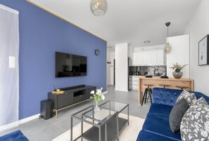 TV - Na Podgórniku 2 | Apartment | Spa & Gym | Parking (Poznan)