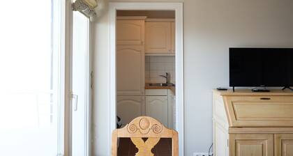 Helles Appartment in Nähe zum Strand und Zentrum