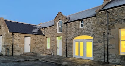 Grainbank Mews
