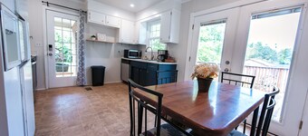 Family friendly home w/fenced in backyard. Pet Friendly