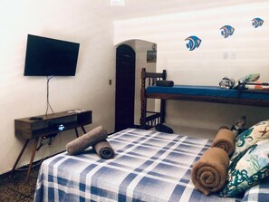 1 sovrum, strykjärn/strykbräda, wi-fi och sängkläder