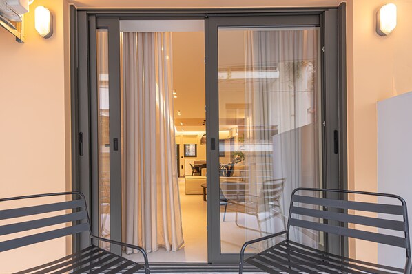 Luxury Apartment | View from room - Phaedrus Living: Luxury Modern City Flat Koukaki (Athens)